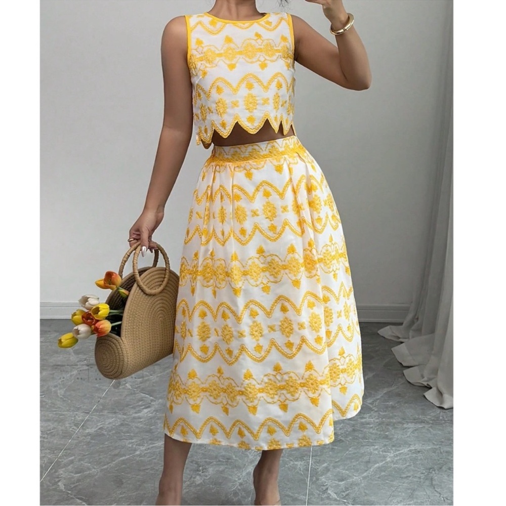 Boho Floral Embroidered Sleeveless High Waisted Midi Skirt Set Medium